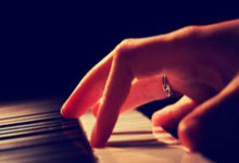 东部强队再接再厉，雄鹿战胜人